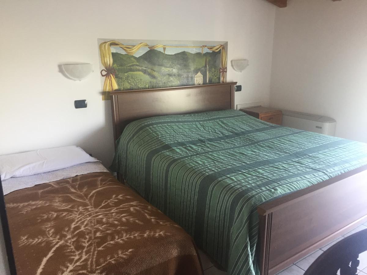 Agriturismo La Roccia Villa Vo Eksteriør billede